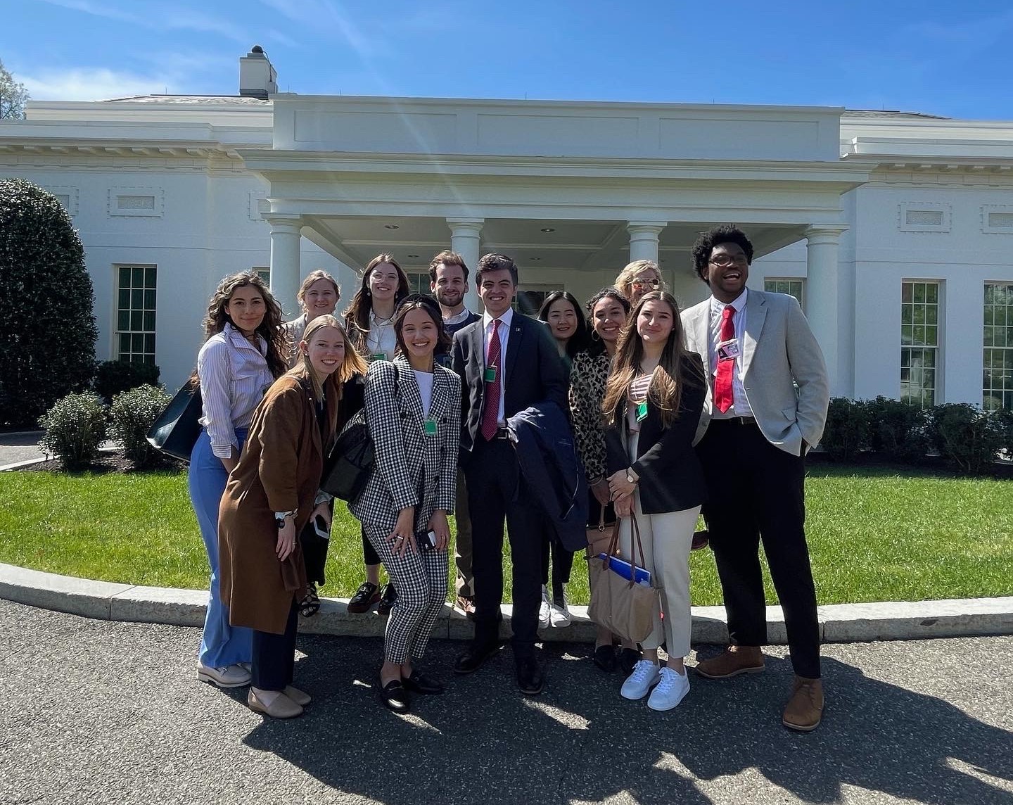 Washington Honors Semester students outside the White House