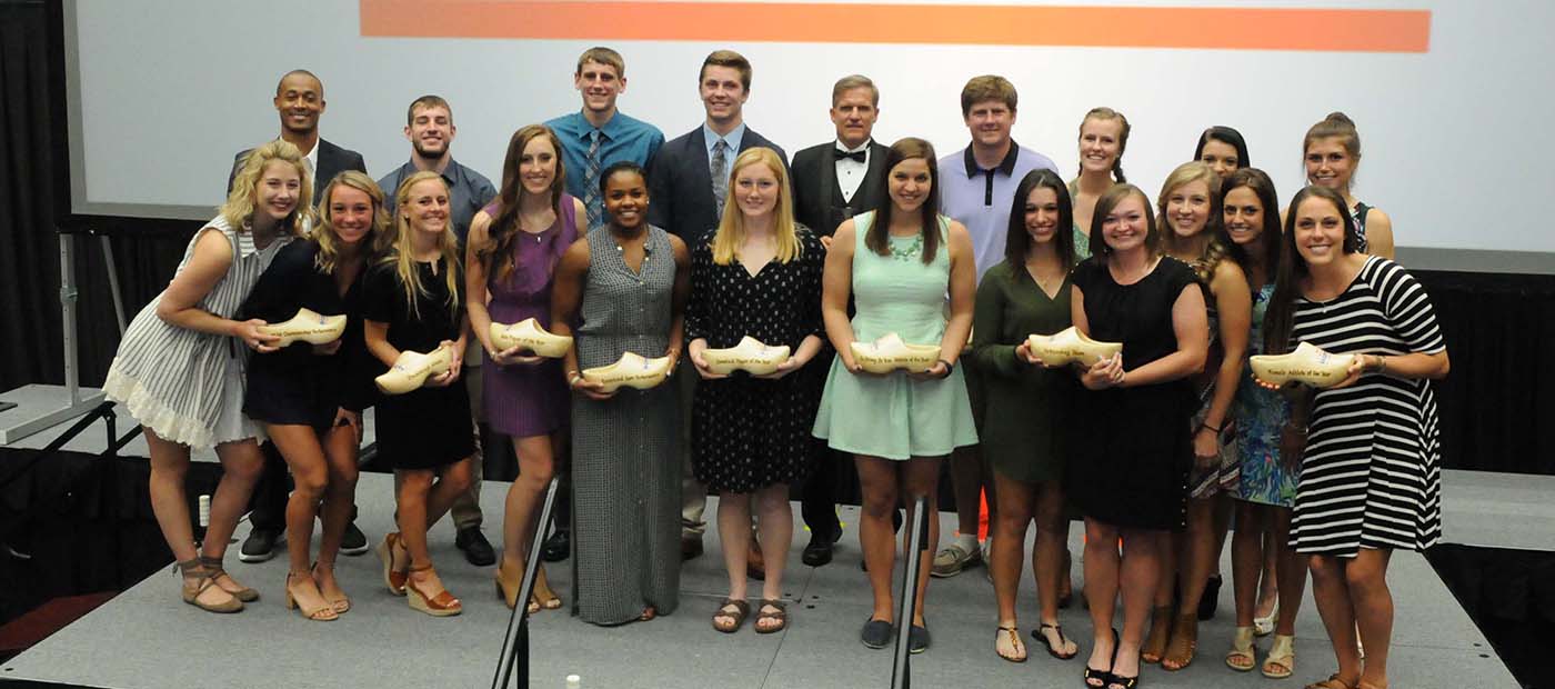 2017 hope college athletics hopeys award winners announced