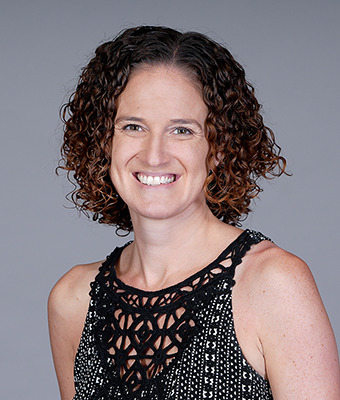 Photo of Dr. Carrie Bredow