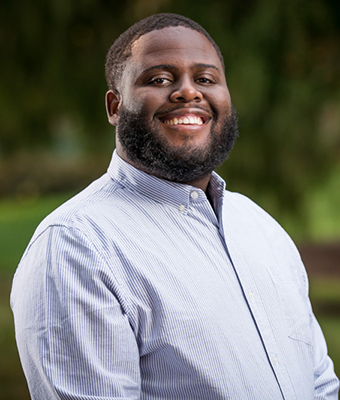 Photo of Dr. Derrick Bines